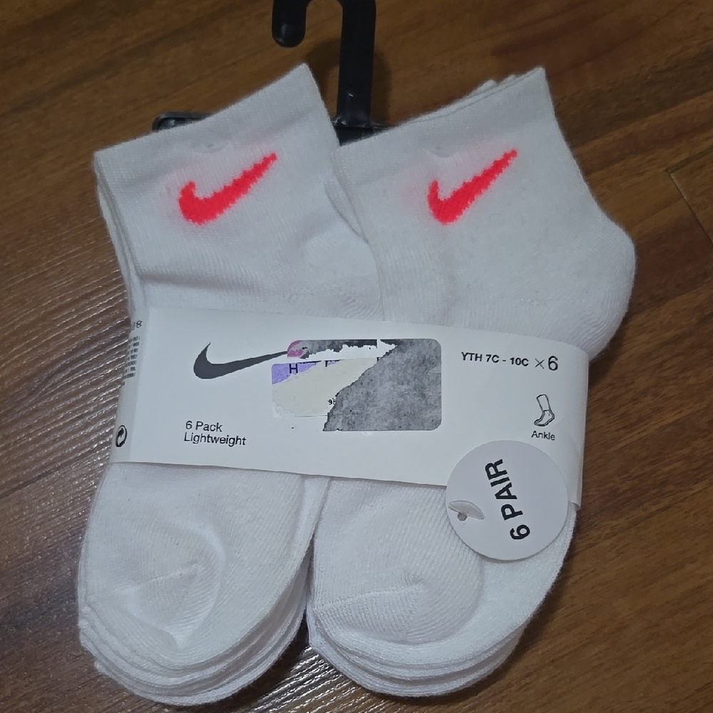 Nike Kids White and Pink Socks - 6 Pack Size 7C-10C Lightweight